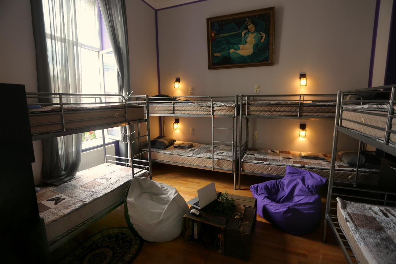 Lilus Hostel 巴统 外观 照片